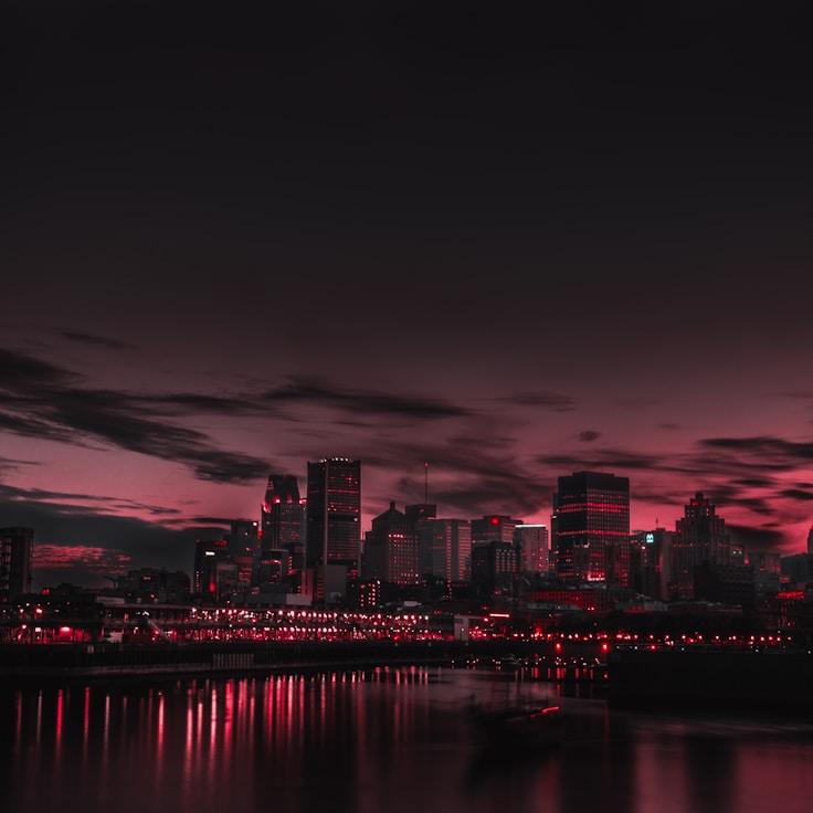 Isabella Rossi - Expat family life guide in Italy